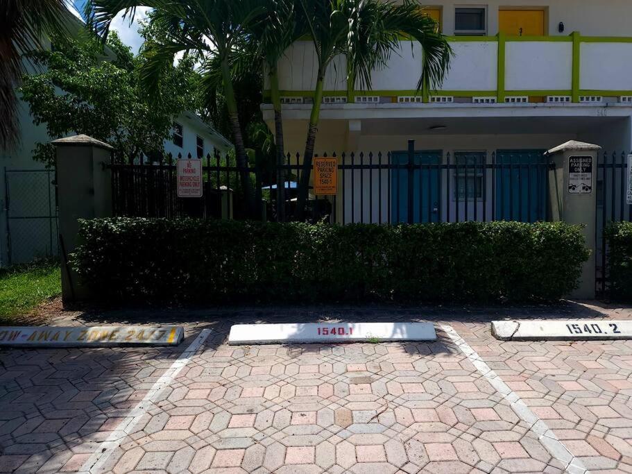 A1 - Endless Summer Vacation Rentals - Affordable Luxury Near Downtown 劳德代尔堡 外观 照片